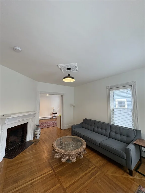 1 bed, 1 bath apartment for rent at 37 Madison Unit 1, Spring Hill
