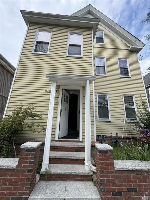 1 bed, 1 bath apartment for rent at 37 Madison Unit 1, Spring Hill — photo 3 of 20
