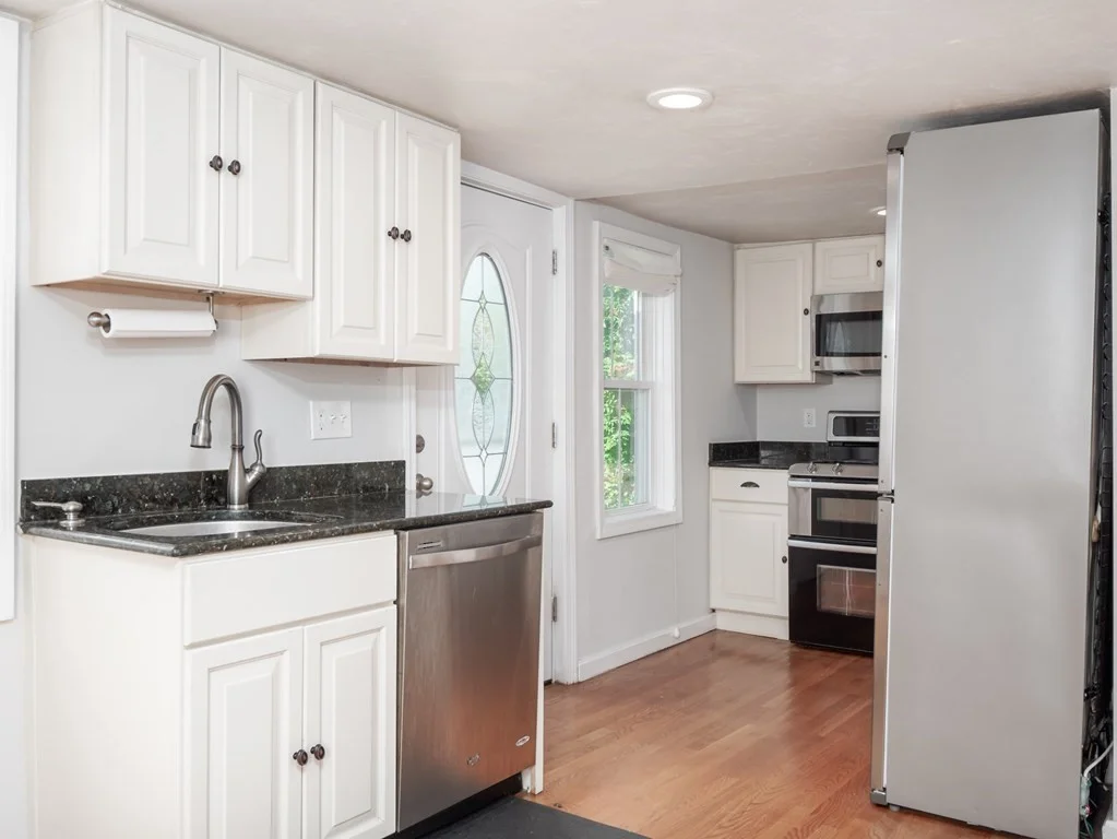 2 bed, 1 bath apartment for rent at 37 Main St Unit A, Framingham — photo 13 of 24