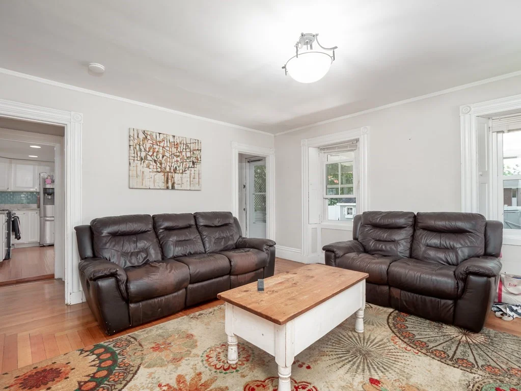 4 bed, 1 bath apartment for rent at 37 Main St Unit B, Framingham — photo 5 of 40