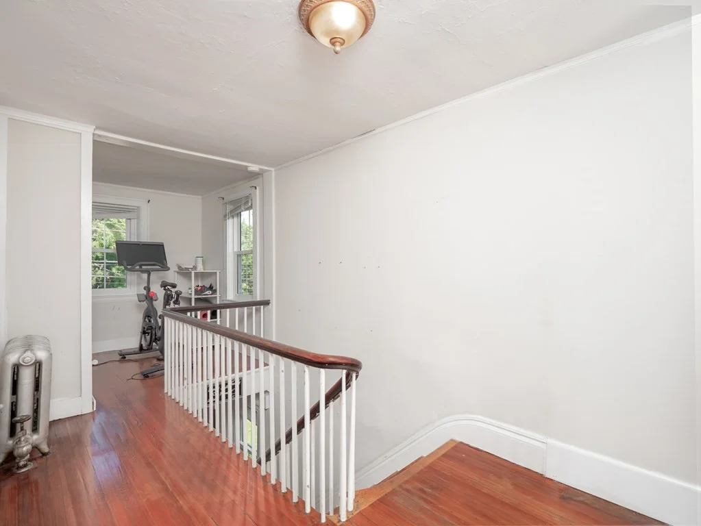 4 bed, 1 bath apartment for rent at 37 Main St Unit B, Framingham — photo 25 of 40