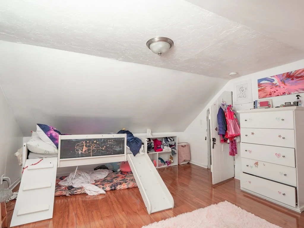 4 bed, 1 bath apartment for rent at 37 Main Unit 37, Framingham — photo 28 of 40