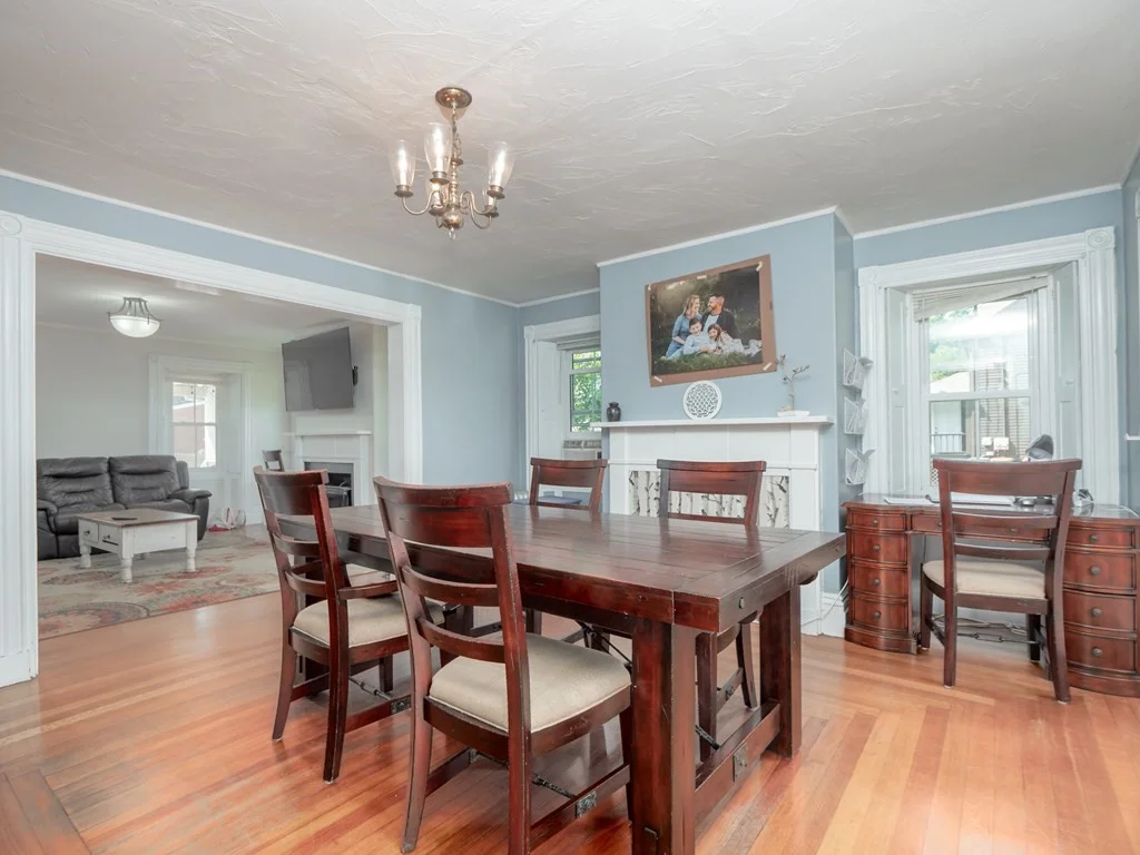 4 bed, 1 bath apartment for rent at 37 Main Unit 37, Framingham — photo 3 of 40