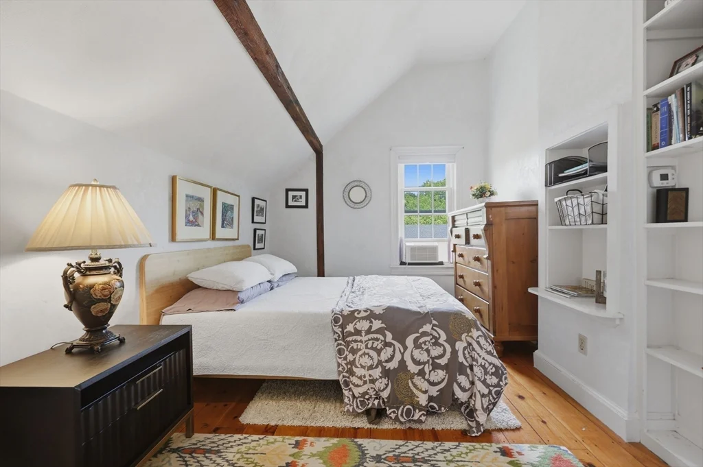 3 bed, 2 bath apartment for rent at 37 Marlboro St Unit 37, Newburyport — photo 27 of 36