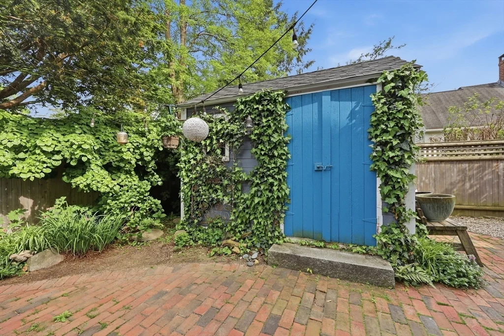 3 bed, 2 bath apartment for rent at 37 Marlboro St Unit 37, Newburyport — photo 36 of 36