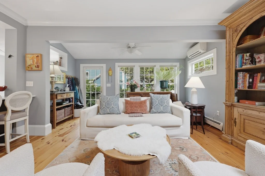 3 bed, 2 bath apartment for rent at 37 Marlboro St Unit 37, Newburyport — photo 13 of 36