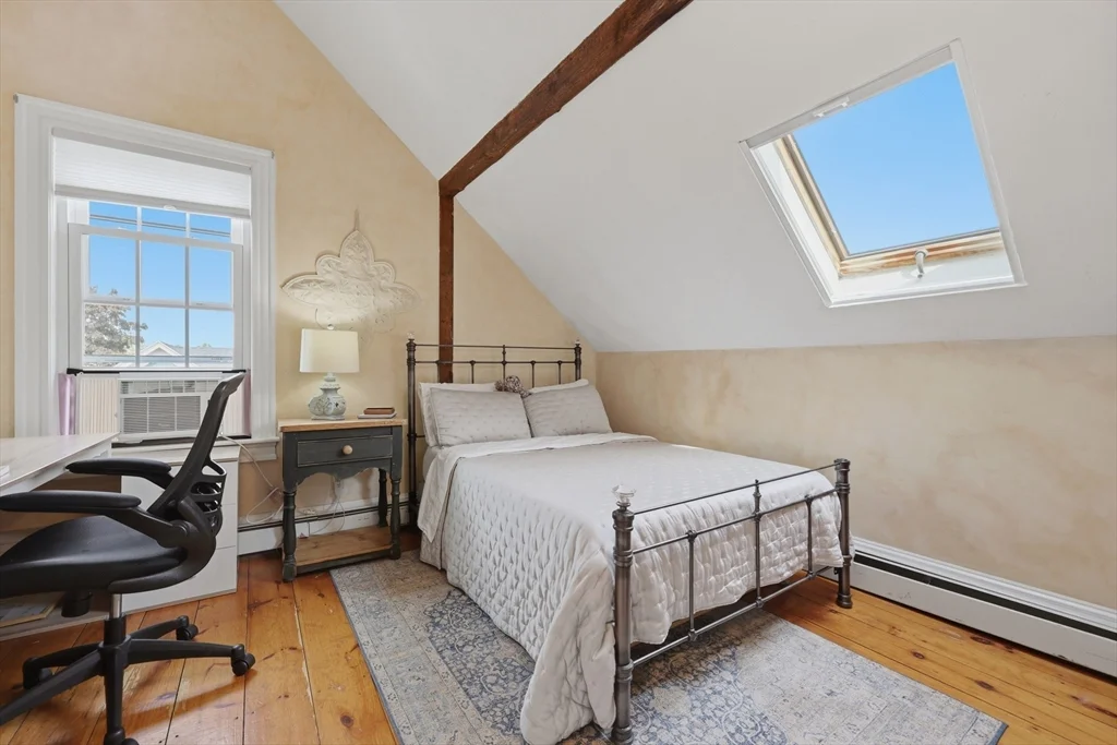 3 bed, 2 bath apartment for rent at 37 Marlboro St Unit 37, Newburyport — photo 31 of 36