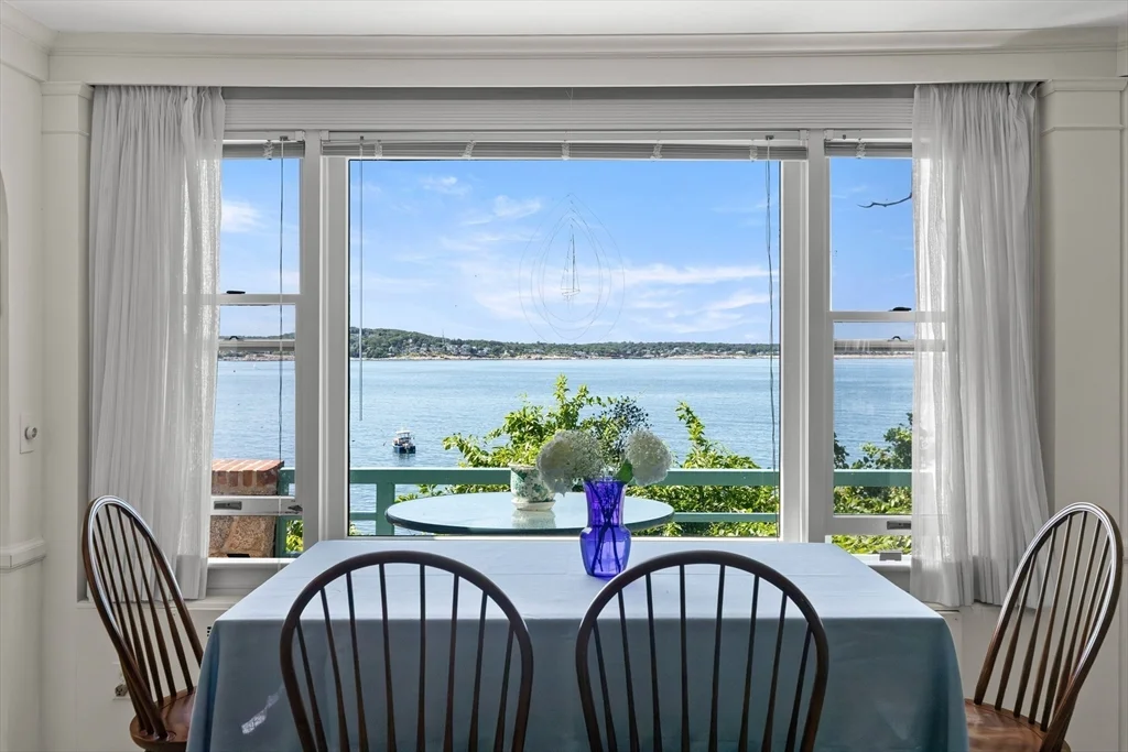 3 bed, 2 bath apartment for rent at 37 Marmion Way, Rockport — photo 12 of 25