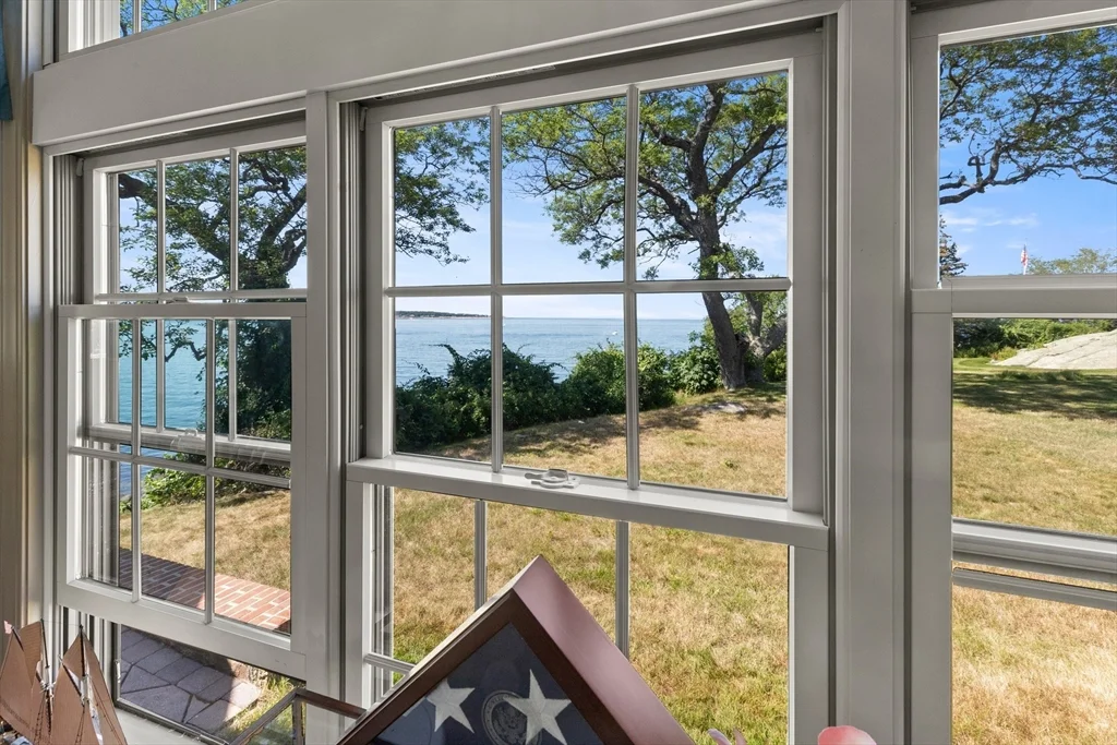 3 bed, 2 bath apartment for rent at 37 Marmion Way, Rockport — photo 16 of 25