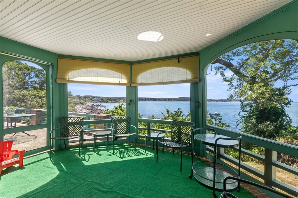 3 bed, 2 bath apartment for rent at 37 Marmion Way, Rockport — photo 23 of 25