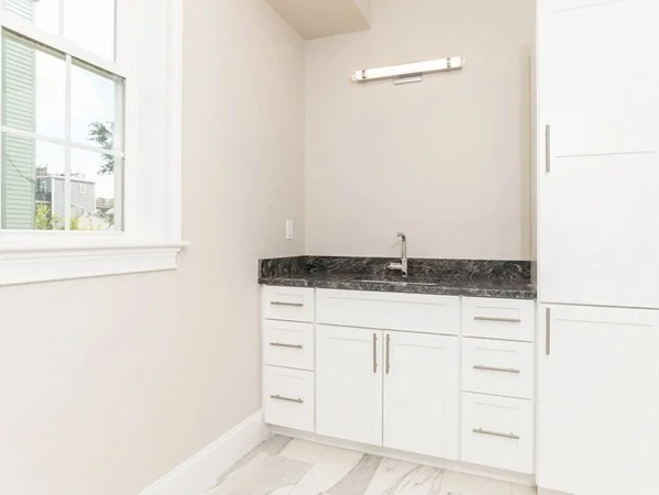 2 bed, 2 bath apartment for rent at 37 Mercer St Unit 3, South Boston — photo 11 of 13