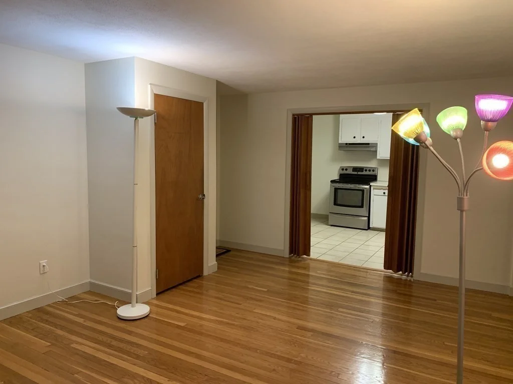 2 bed, 1 bath apartment for rent at 37 Montvale Ave Unit 5, Woburn — photo 2 of 8