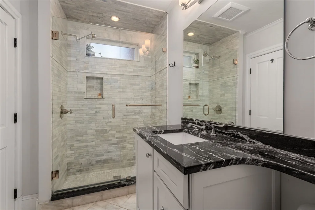 2 bed, 2 bath apartment for rent at 37 Mount Vernon St Unit 2, Charlestown — photo 14 of 24