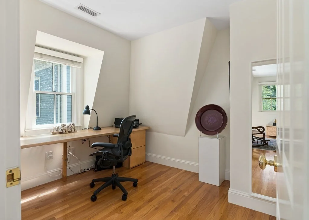 2 bed, 4+ bath apartment for rent at 37 Mount Vernon Unit 00, Neighborhood Nine — photo 16 of 21