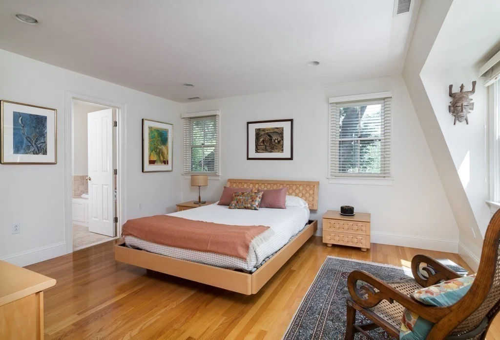 2 bed, 4+ bath apartment for rent at 37 Mount Vernon Unit 00, Neighborhood Nine — photo 15 of 21