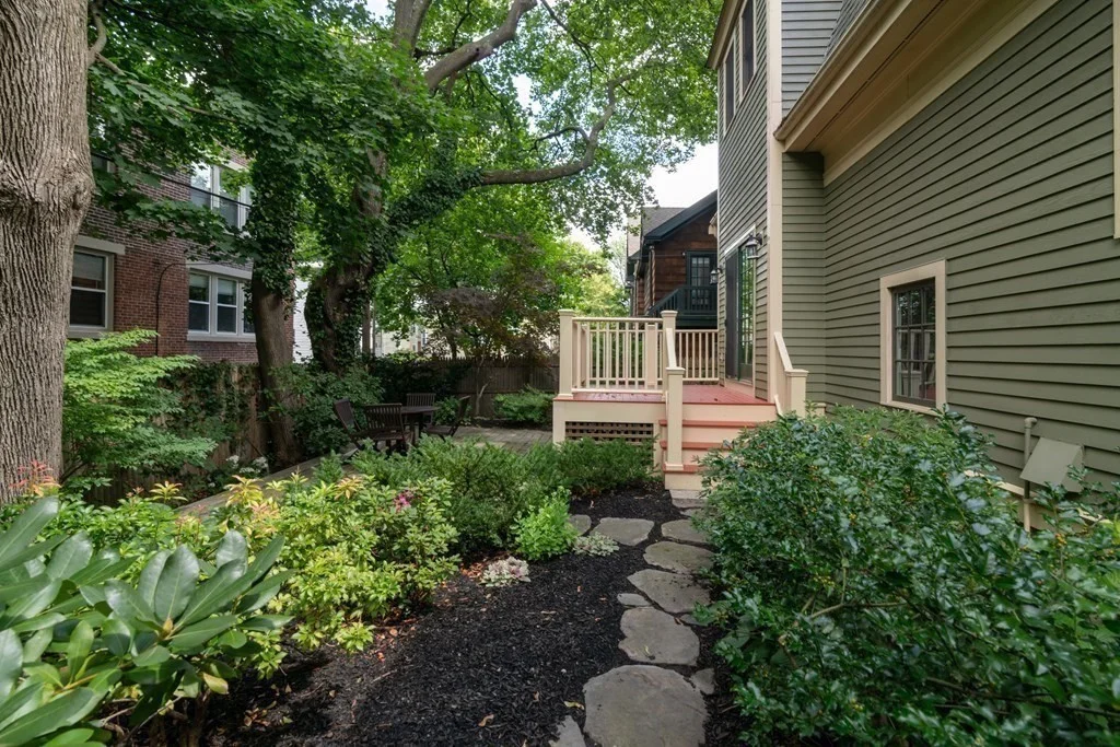 2 bed, 4+ bath apartment for rent at 37 Mount Vernon Unit 00, Neighborhood Nine — photo 18 of 21