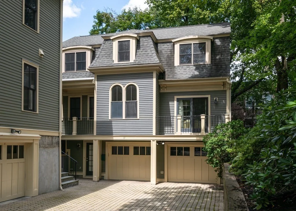 2 bed, 4+ bath apartment for rent at 37 Mount Vernon Unit 00, Neighborhood Nine — photo 1 of 21