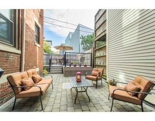 1 bed, 1 bath apartment for rent at 37 Mount Vernon St Unit 1, Charlestown — photo 8 of 10