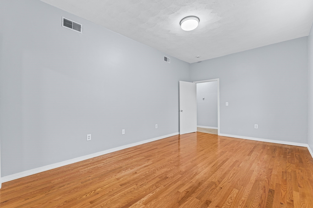 2 bed, 1 bath apartment for rent at 37 Munroe St Unit 2, Somerville — photo 15 of 25
