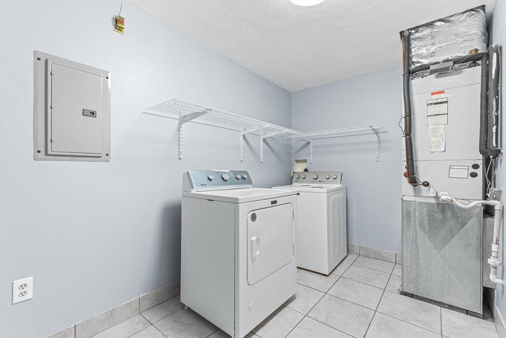 2 bed, 1 bath apartment for rent at 37 Munroe St Unit 2, Somerville — photo 14 of 25