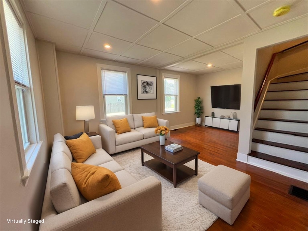 2 bed, 1 bath apartment for rent at 37 N Spooner St Unit 1, Plymouth — photo 5 of 12