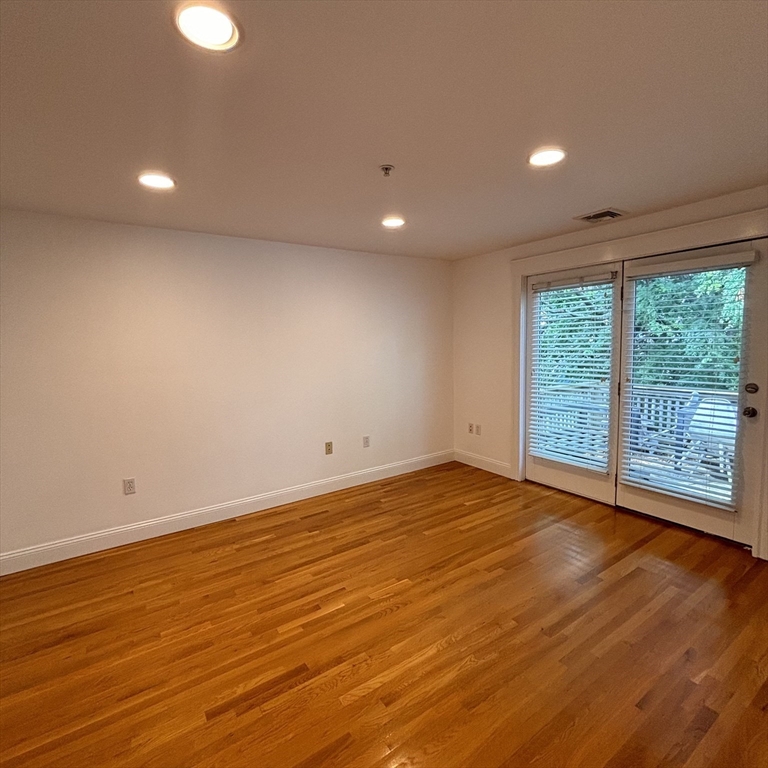 2 bed, 2 bath apartment for rent at 37 O Unit 3, South Boston — photo 15 of 18