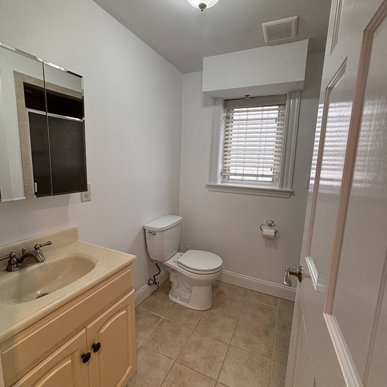2 bed, 2 bath apartment for rent at 37 O Unit 3, South Boston — photo 10 of 18