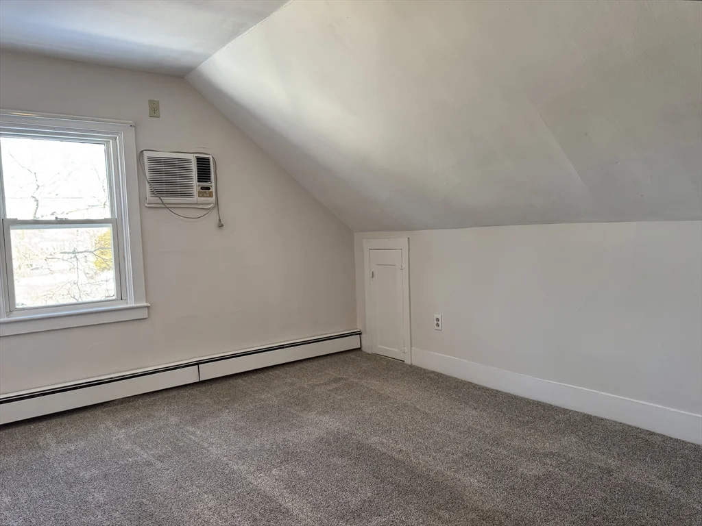 2 bed, 1 bath apartment for rent at 37 Oak St Unit 5, Middleboro — photo 13 of 14