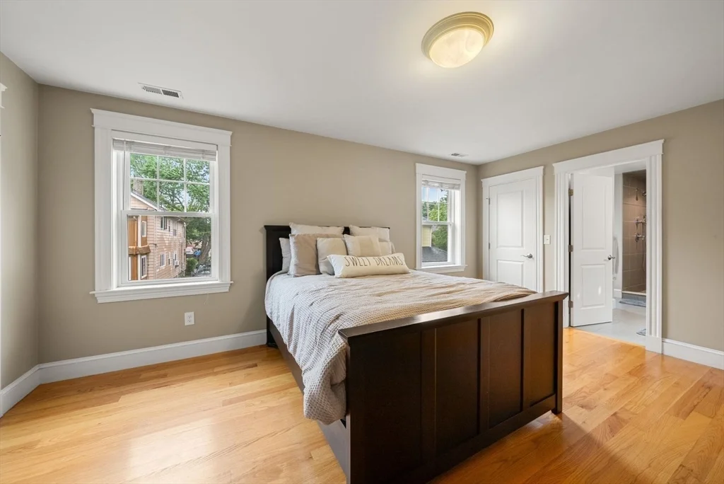 3 bed, 2 bath apartment for rent at 37 Pequossette Unit 37, Watertown — photo 12 of 22