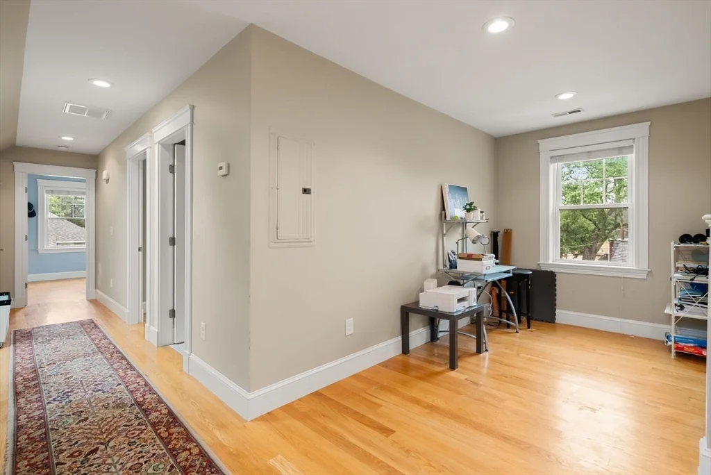 3 bed, 2 bath apartment for rent at 37 Pequossette Unit 37, Watertown — photo 16 of 22