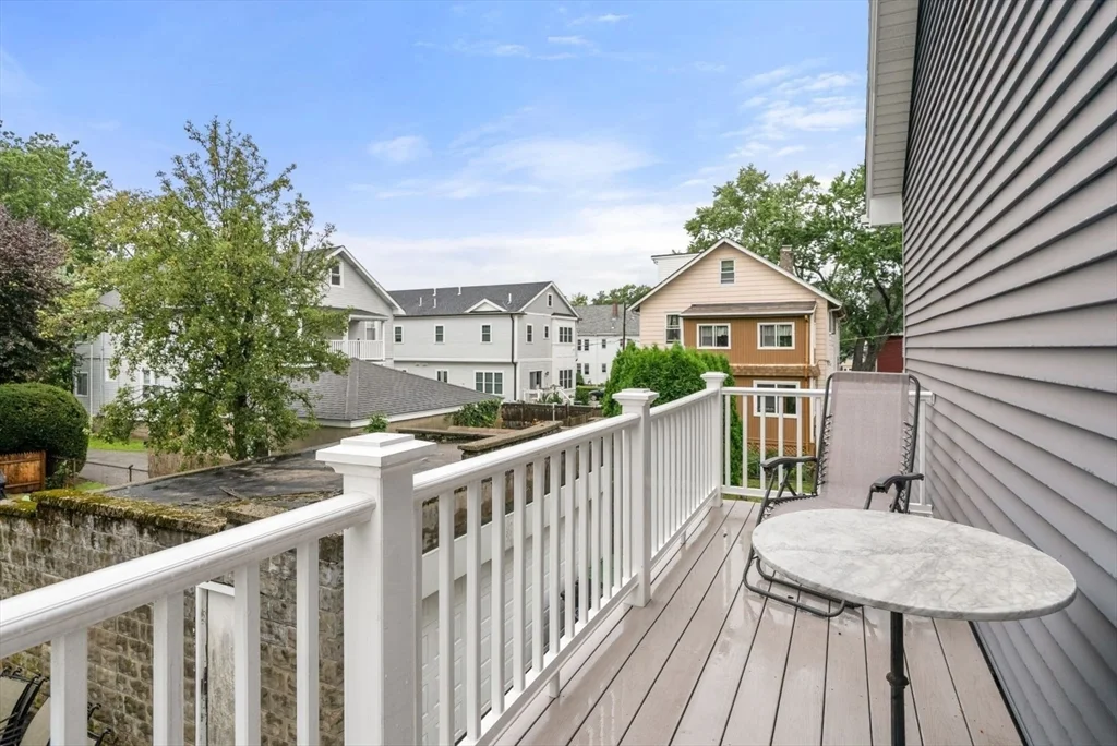3 bed, 2 bath apartment for rent at 37 Pequossette Unit 37, Watertown — photo 21 of 22