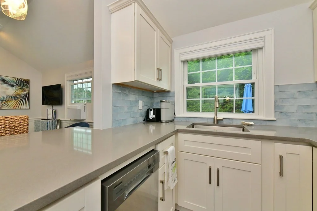 1 bed, 1 bath apartment for rent at 37 Pleasant Rd Unit 2, West Harwich — photo 4 of 28