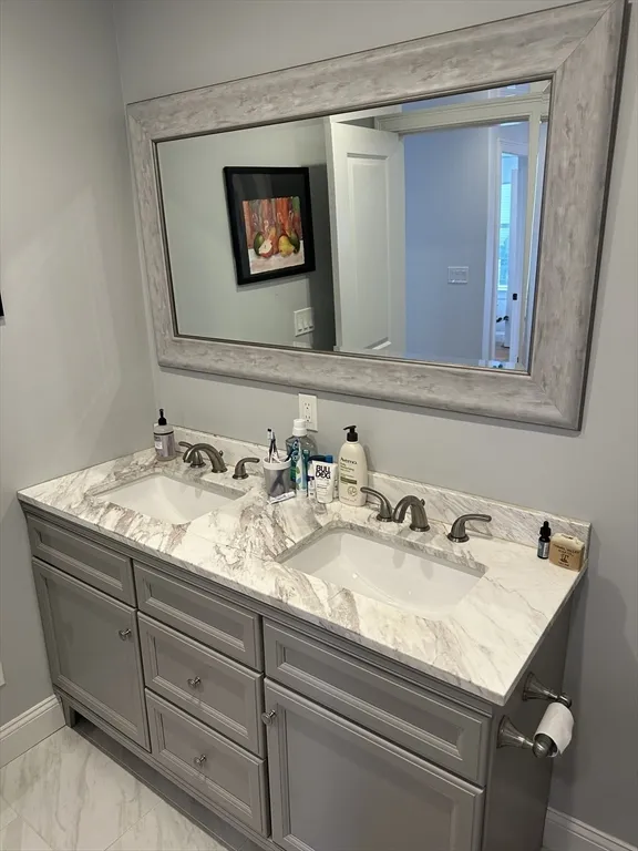 2 bed, 1 bath apartment for rent at 37 Porter St Unit 1, Wellington-Harrington — photo 12 of 15