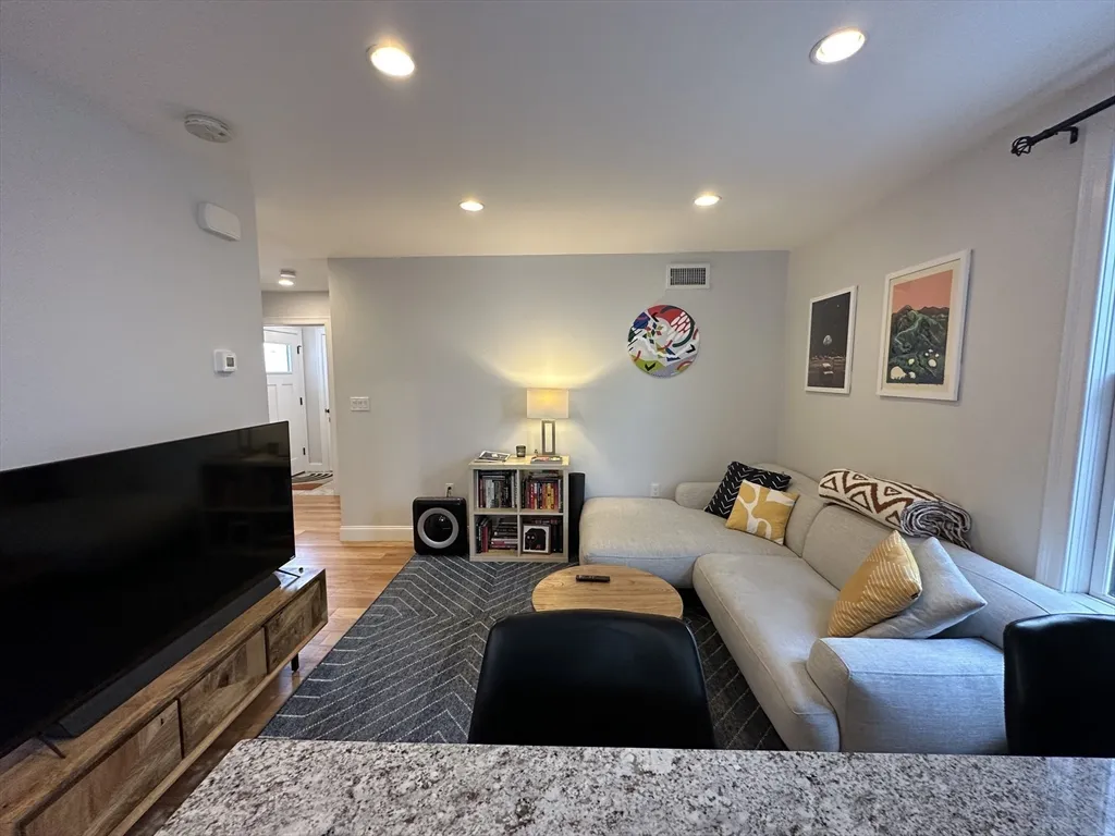 2 bed, 1 bath apartment for rent at 37 Porter St Unit 1, Wellington-Harrington — photo 7 of 15