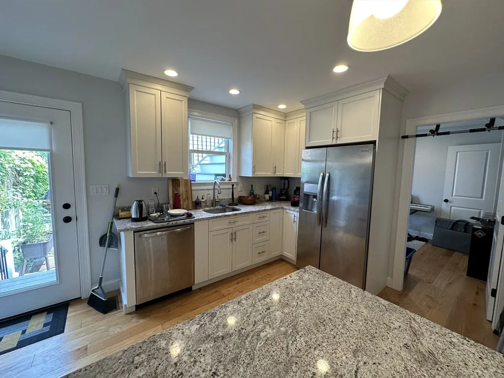 2 bed, 1 bath apartment for rent at 37 Porter St Unit 1, Wellington-Harrington — photo 3 of 15