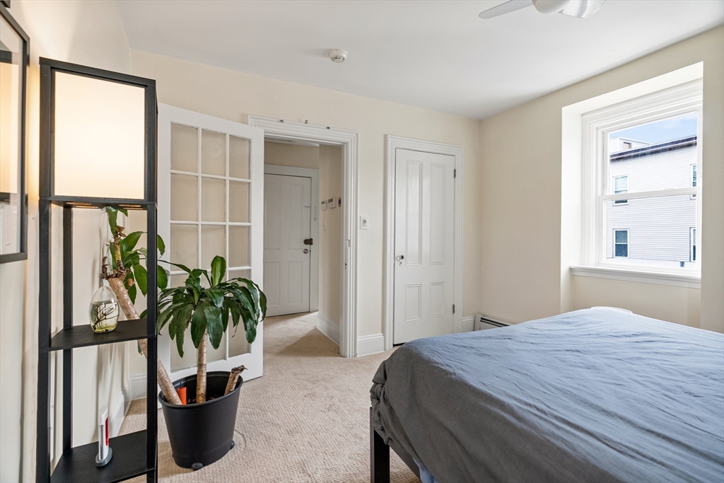1 bed, 1 bath apartment for rent at 37 Putnam Ave Unit 3, Riverside — photo 9 of 21