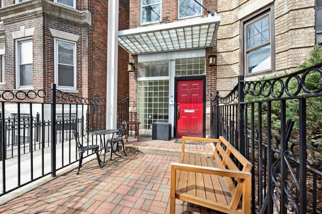4 bed, 2 bath apartment for rent at 37 Queensberry Unit SF, Fenway — photo 35 of 35