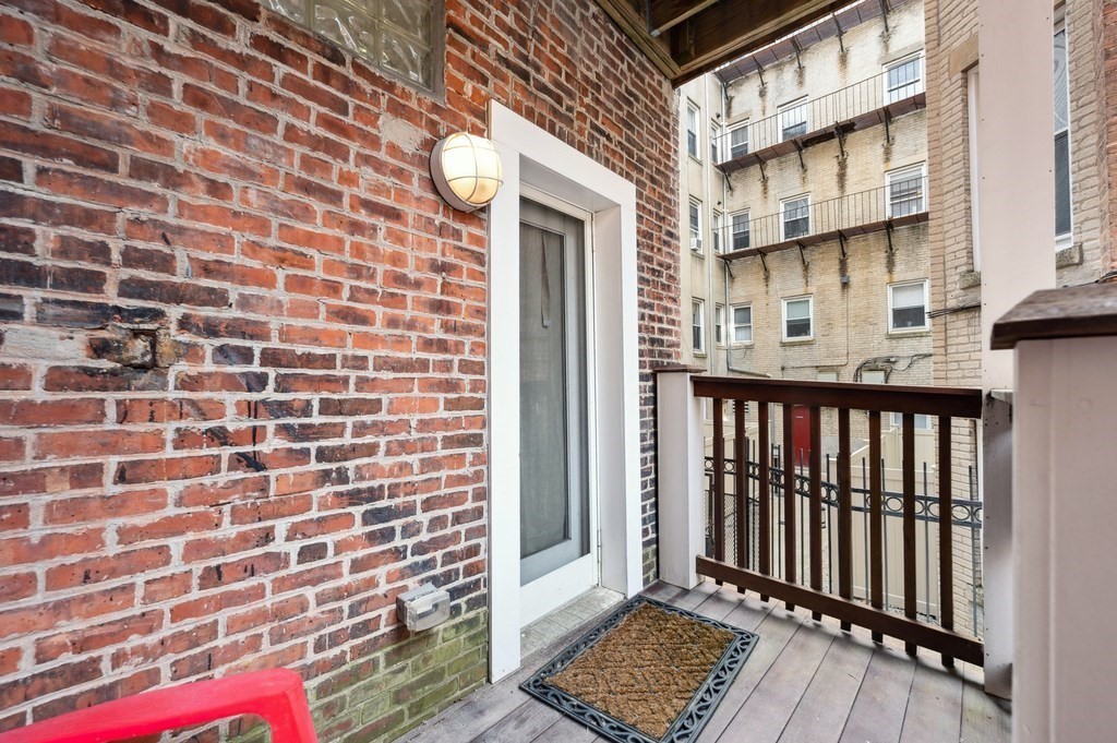 4 bed, 2 bath apartment for rent at 37 Queensberry Unit SF, Fenway — photo 30 of 35