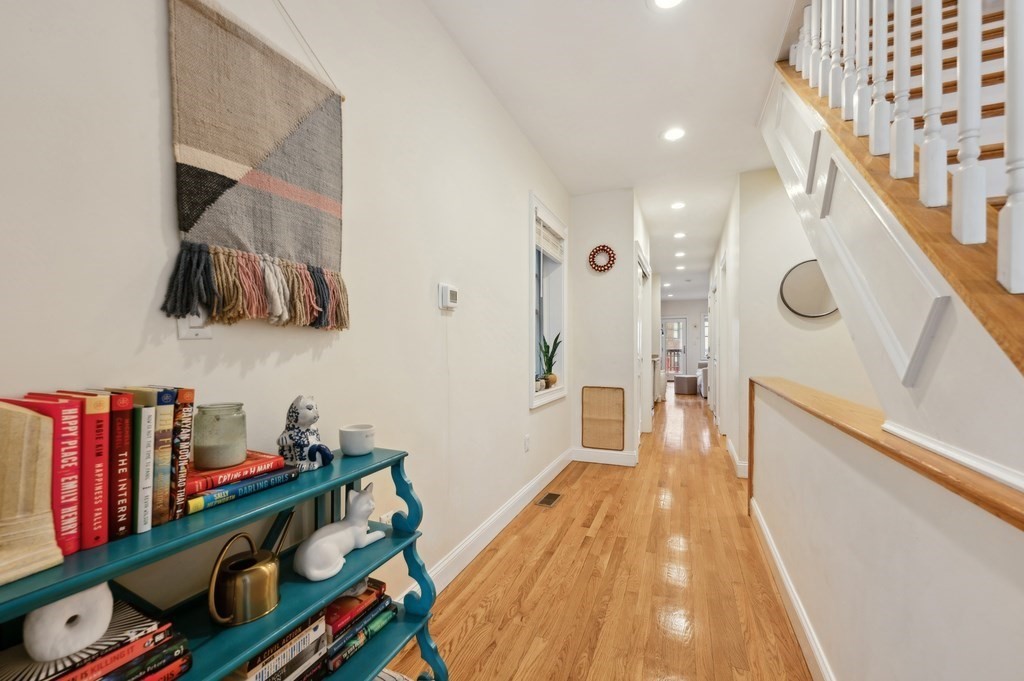 4 bed, 2 bath apartment for rent at 37 Queensberry Unit SF, Fenway — photo 19 of 35