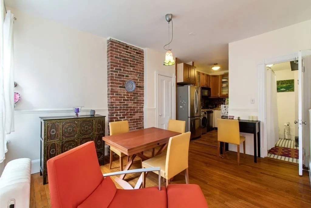 2 bed, 1 bath apartment for rent at 37 Revere St Unit 7, Beacon Hill — photo 5 of 22