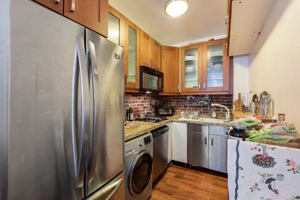 2 bed, 1 bath apartment for rent at 37 Revere St Unit 7, Beacon Hill — photo 6 of 22