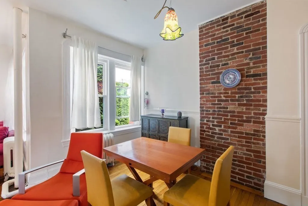 2 bed, 1 bath apartment for rent at 37 Revere St Unit 7, Beacon Hill — photo 3 of 22