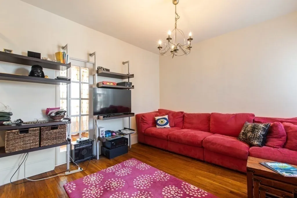 2 bed, 1 bath apartment for rent at 37 Revere St Unit 7, Beacon Hill — photo 1 of 22