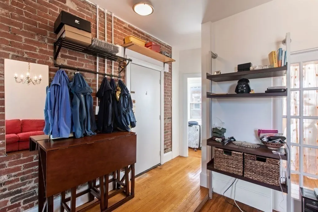 2 bed, 1 bath apartment for rent at 37 Revere St Unit 7, Beacon Hill — photo 11 of 22