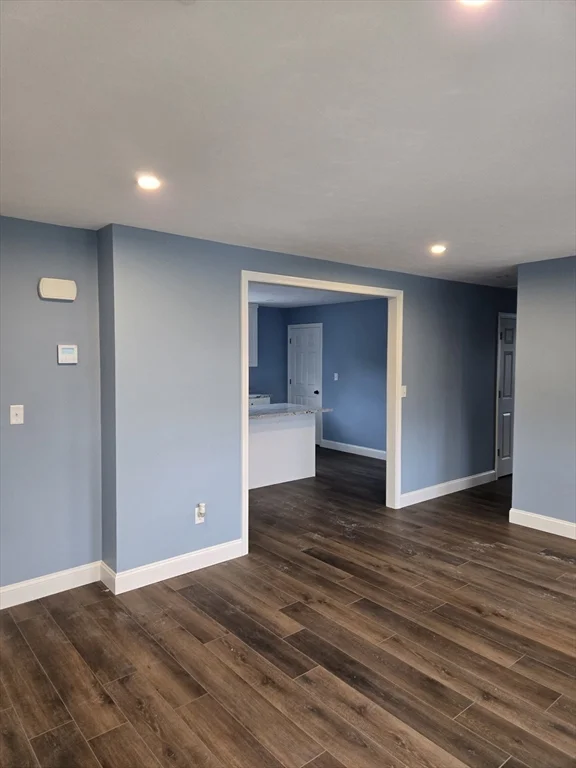 3 bed, 1 bath apartment for rent at 37 Rose Glen St Unit 2, Stoughton — photo 10 of 32