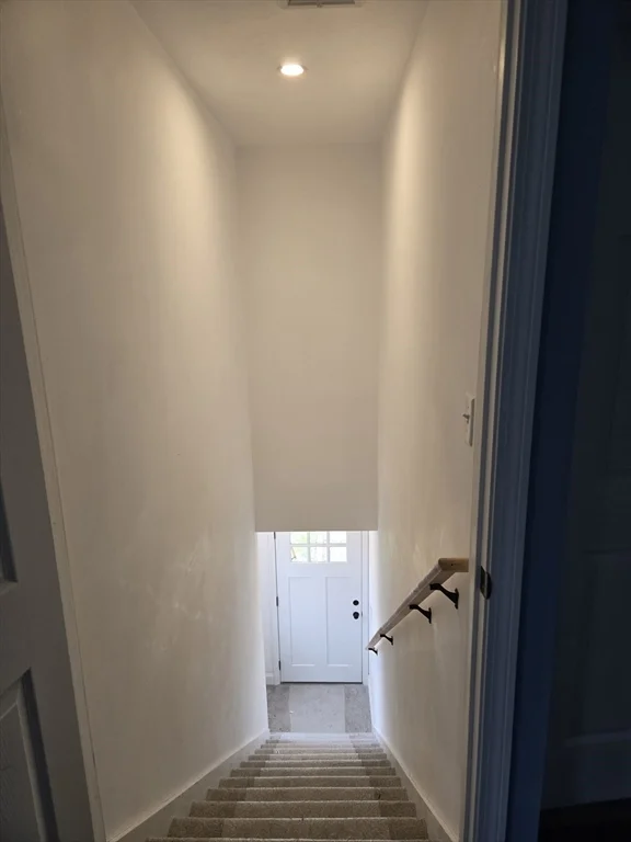 3 bed, 1 bath apartment for rent at 37 Rose Glen St Unit 2, Stoughton — photo 7 of 32