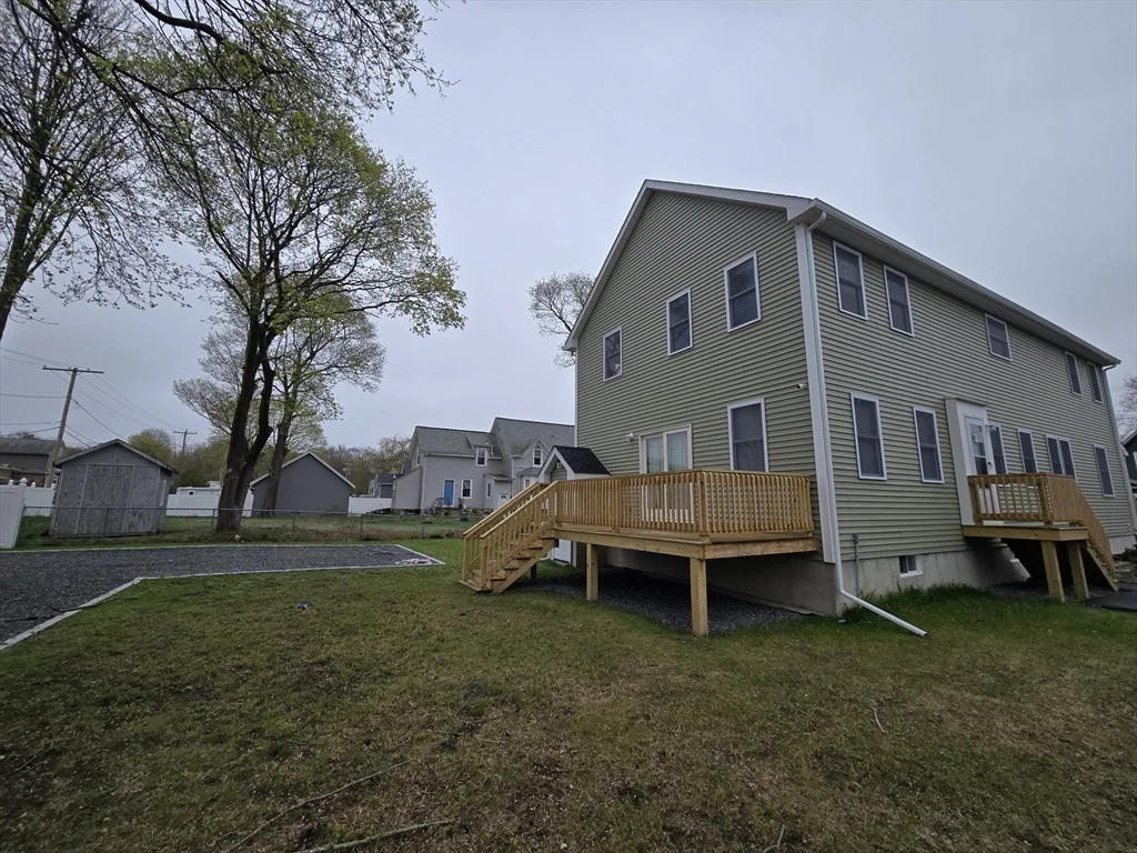 3 bed, 1 bath apartment for rent at 37 Rose Glen St Unit 2, Stoughton — photo 4 of 32
