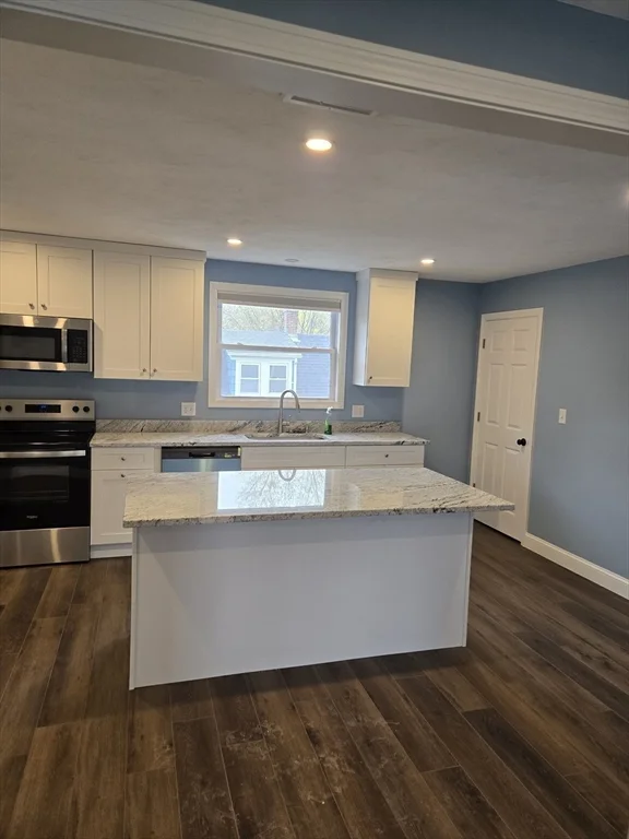 3 bed, 1 bath apartment for rent at 37 Rose Glen St Unit 2, Stoughton — photo 13 of 32
