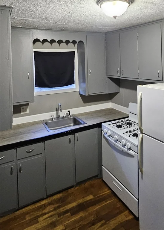 1 bed, 1 bath apartment for rent at 37 Saint Joseph St Unit 2F, Fall River — photo 8 of 9
