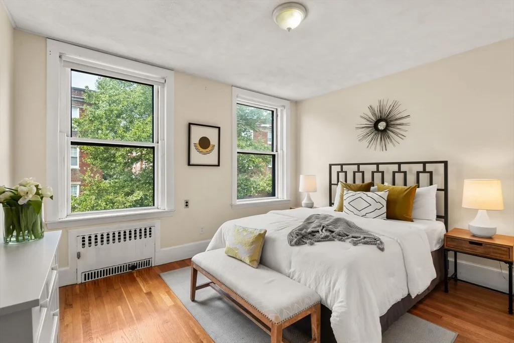 1 bed, 1 bath apartment for rent at 37 Saint Paul St Unit 3, Coolidge Corner — photo 7 of 13